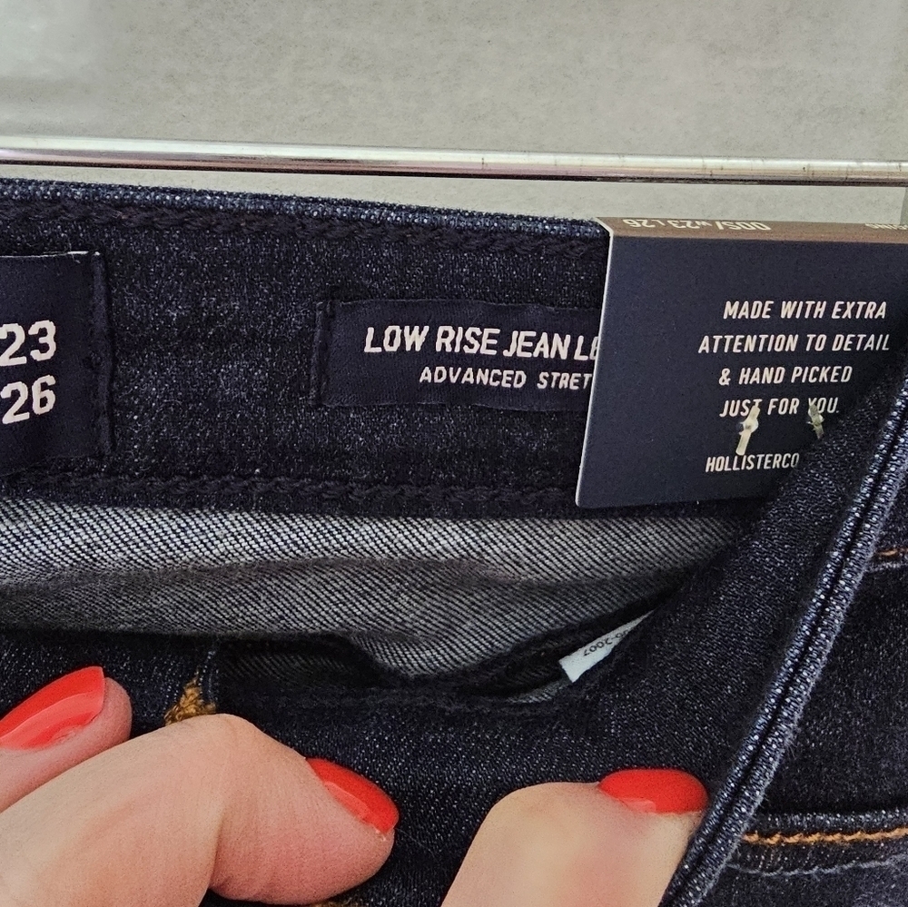 Hollister Low Rise Jean JeggingLeggings. Women's Size 23 L26 NWT - Picture 8 of 11